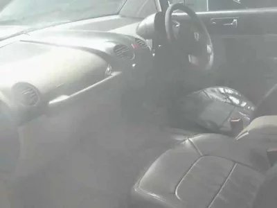 Volkswagen NEW BEETLE