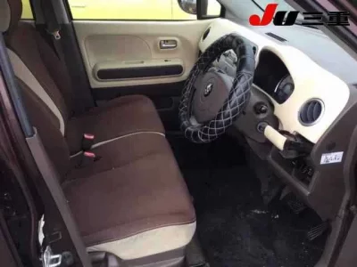 Suzuki MRWAGON