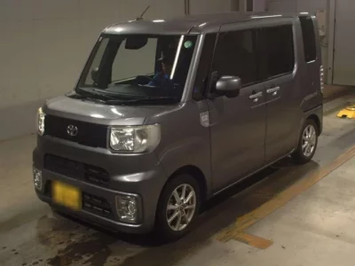 Toyota PIXIS MEGA