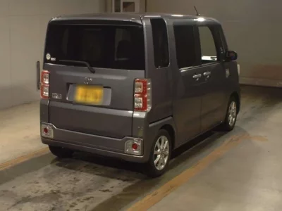 Toyota PIXIS MEGA