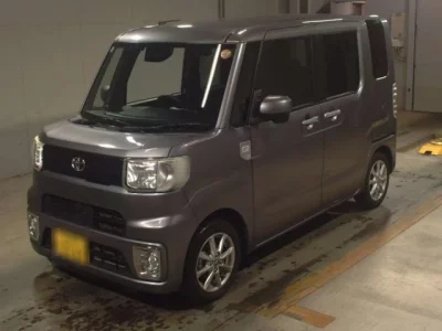 Toyota PIXIS MEGA