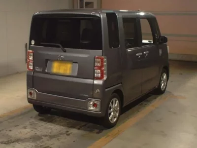 Toyota PIXIS MEGA
