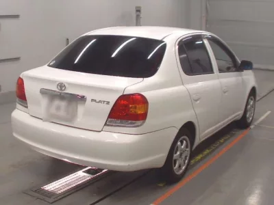 Toyota PLATZ