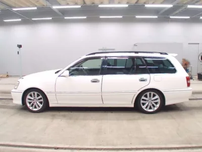 Toyota CROWN ESTATE