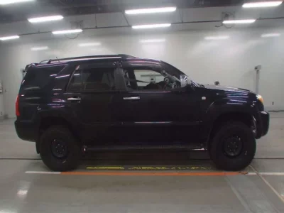 Toyota HILUX SURF