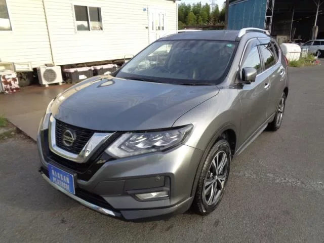 Nissan X-TRAIL
