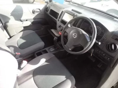 Nissan AD