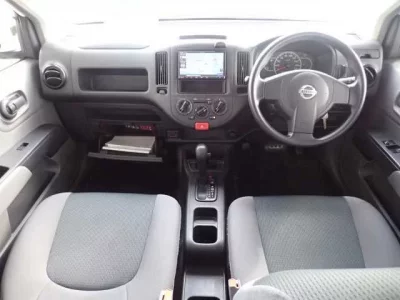 Nissan AD