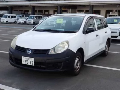 Nissan AD