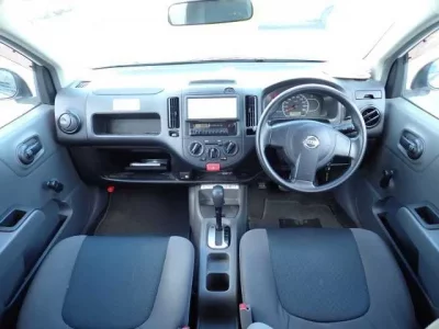 Nissan AD