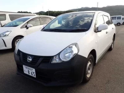 Nissan AD