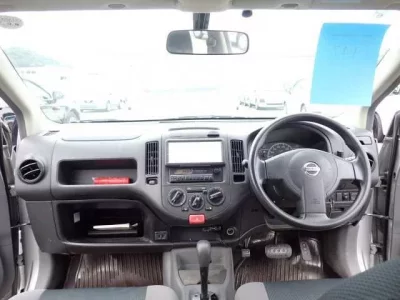 Nissan AD