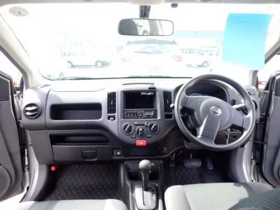 Nissan AD