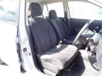 Nissan TIIDA LATIO