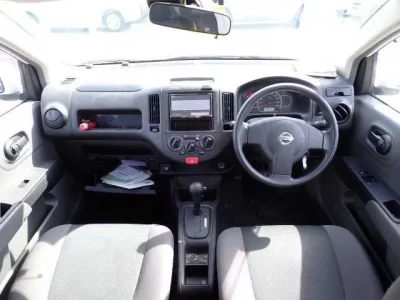 Nissan AD