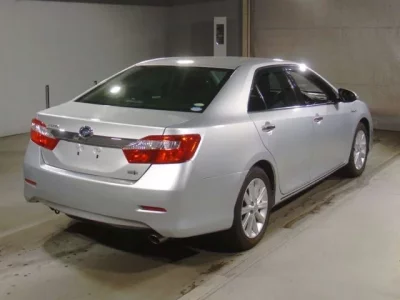 Daihatsu Altis