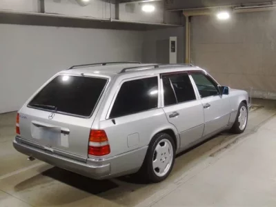 Mercedes-Benz E CLASS WAGON