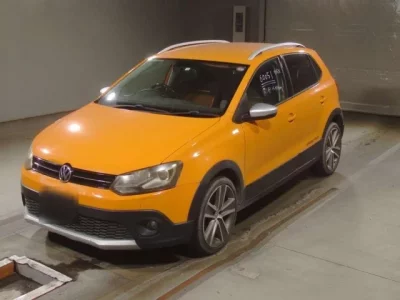 Volkswagen CROSS POLO