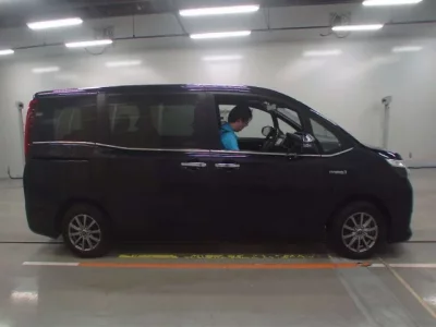 Toyota ESQUIRE
