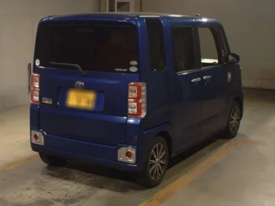 Toyota PIXIS MEGA