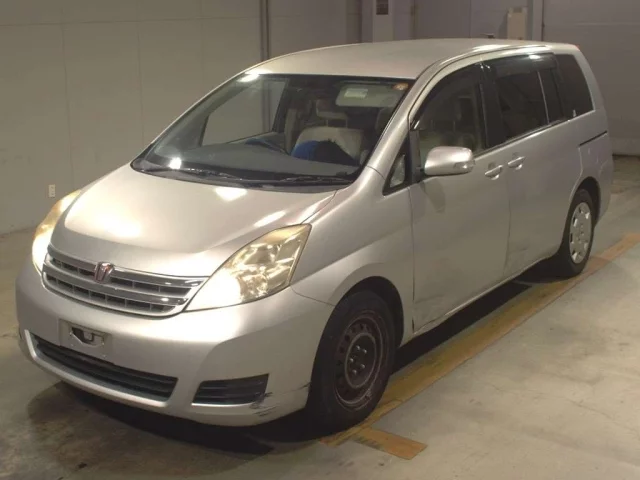 Toyota ISIS