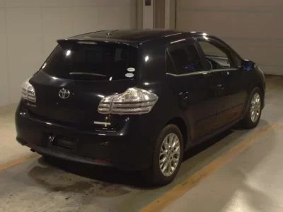 Toyota BLADE