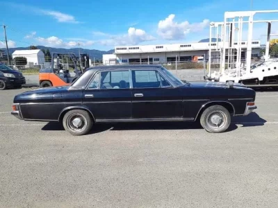 Nissan PRESIDENT