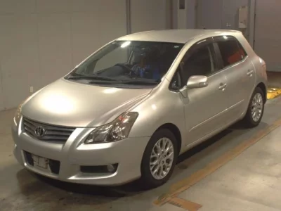 Toyota BLADE