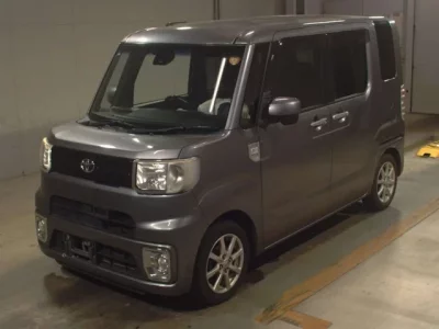Toyota PIXIS MEGA