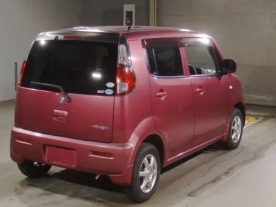 Suzuki MRWAGON