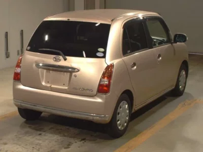 Daihatsu MIRA