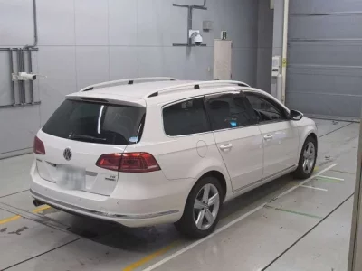 Volkswagen PASSAT VARIANT