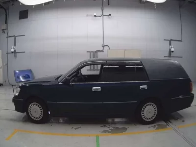 Toyota CROWN ESTATE