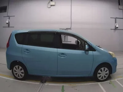 Toyota PASSO SETTE