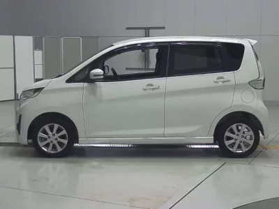 Mitsubishi EK CUSTOM