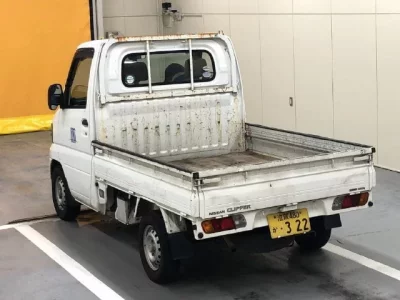 Nissan CLIPPER TRUCK