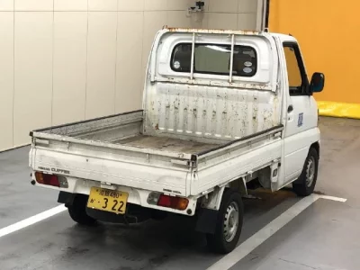 Nissan CLIPPER TRUCK