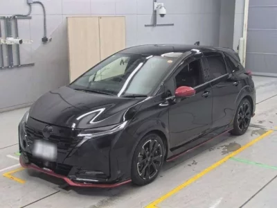 Nissan AURA
