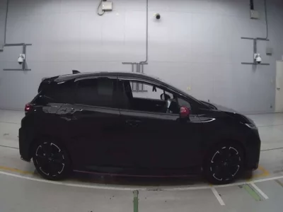 Nissan AURA