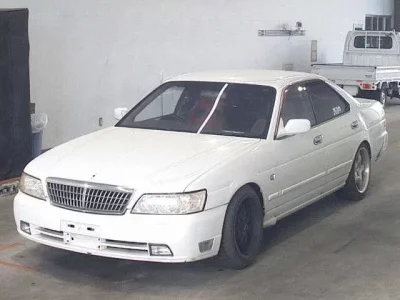 Nissan LAUREL