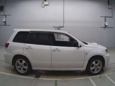 Mitsubishi AIRTREK