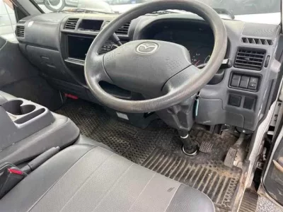 Mazda BONGO VAN