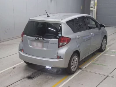 Subaru TREZIA