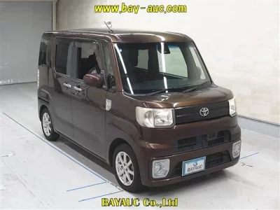 Toyota PIXIS MEGA
