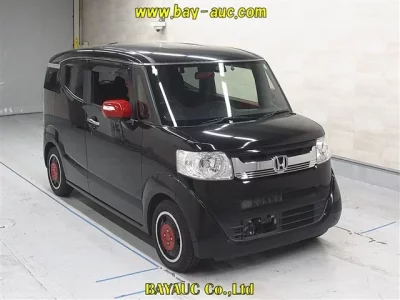 Honda N BOX SLASH