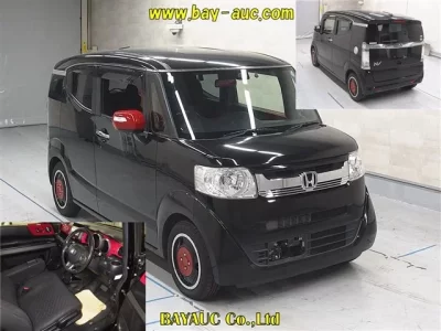 Honda N BOX SLASH