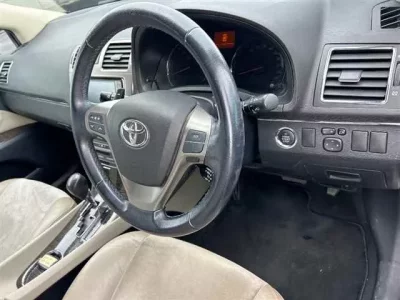 Toyota AVENSIS WAGON