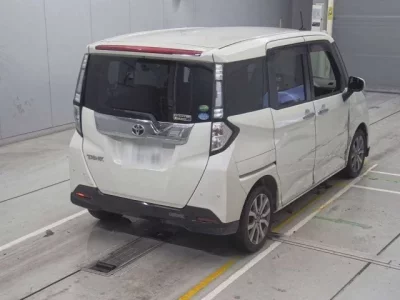 Toyota TANK