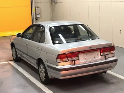Nissan SUNNY