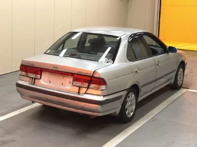 Nissan SUNNY